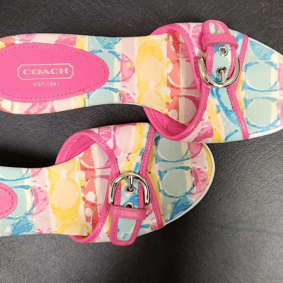 Coach Monogram Perry Buckle Wedges New without tags or box - Picture 3 of 6